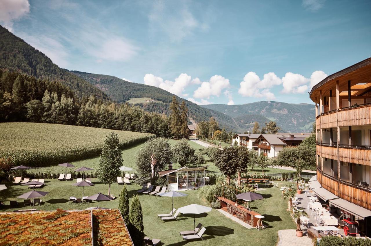 Hotel Petrus Brunico Eksteriør bilde
