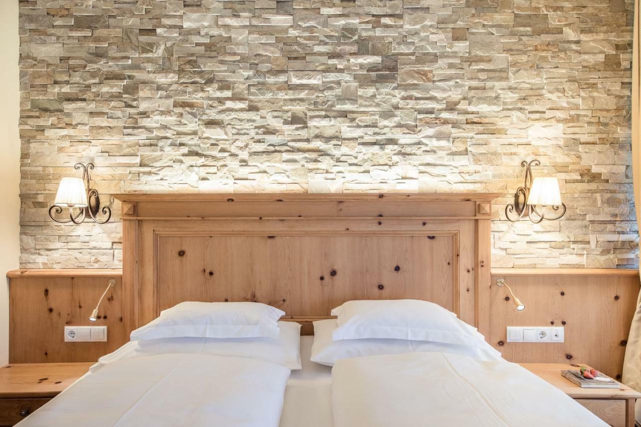 Hotel Petrus Brunico Eksteriør bilde