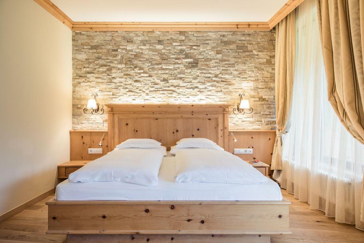 Hotel Petrus Brunico Eksteriør bilde